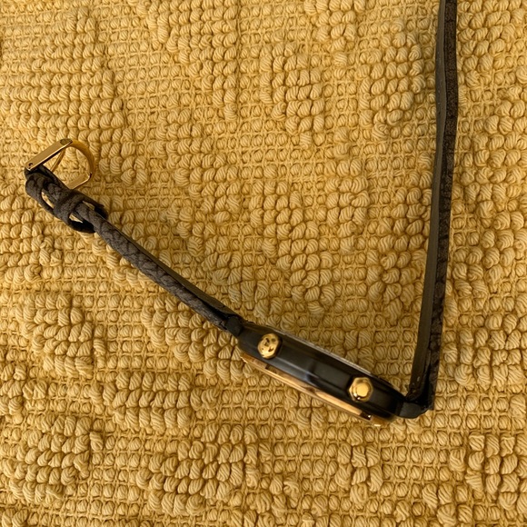 *{{Ferrari Formula Quartz Chronograph Watch}} - Picture 6 of 10